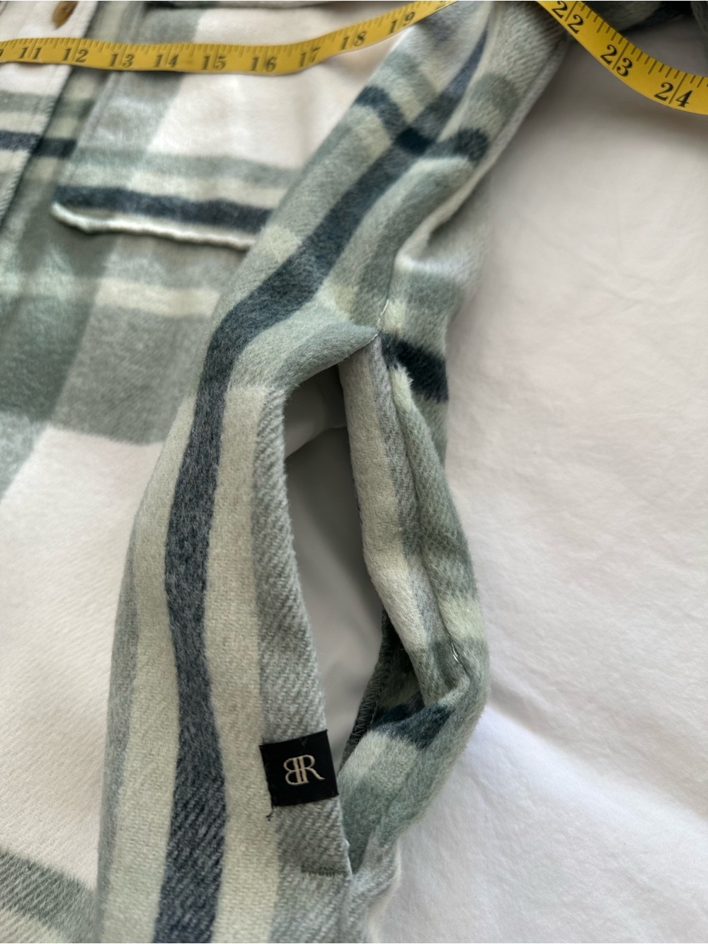 Banana Republic Sage, Ivory and Slate Plaid Shirt Jacket, size medium - Picture 14 of 16